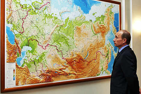 Putin Uses Symbols of Soviet Power to Announce Idea of Eurasian Union -  Jamestown