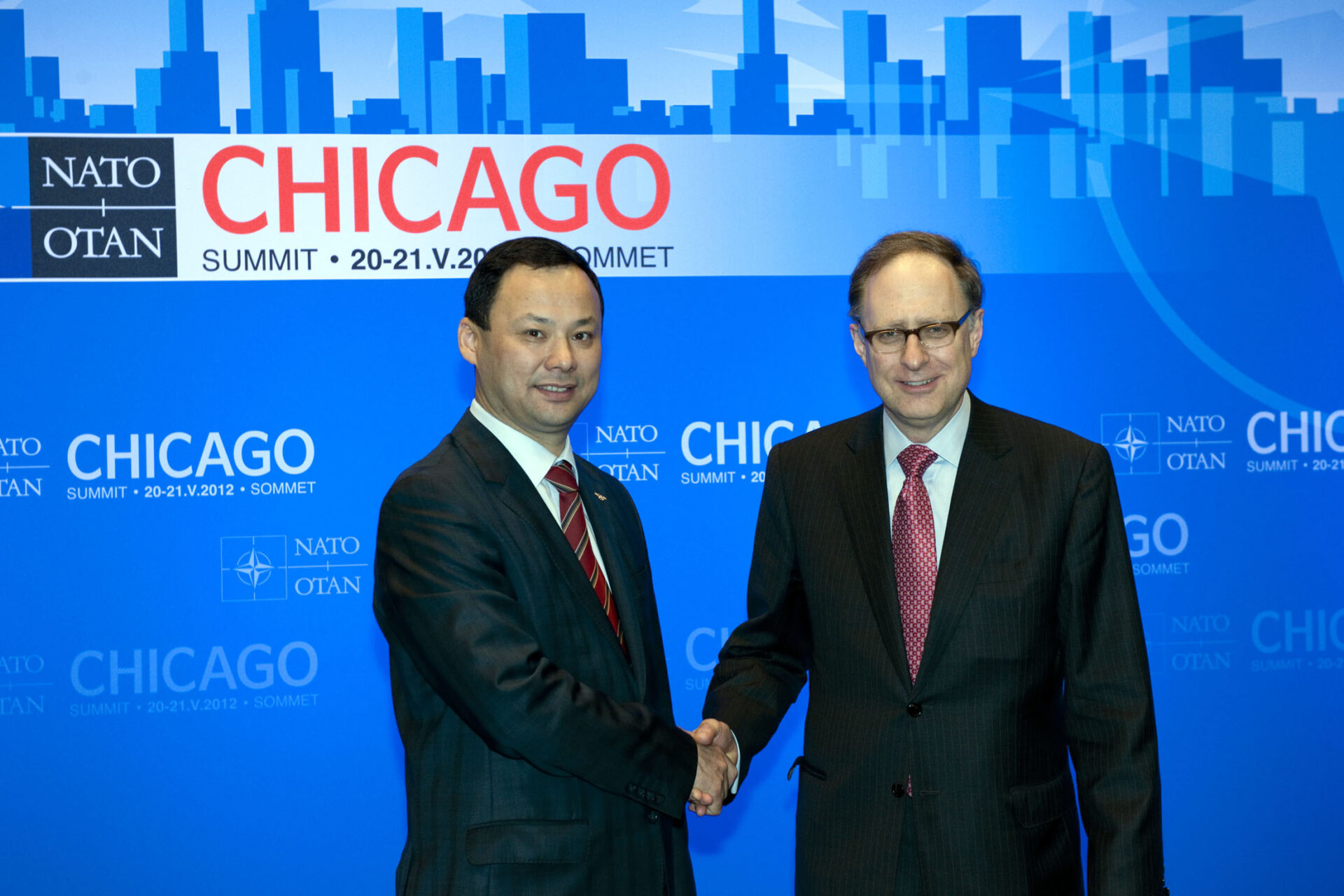 Ruslan Kazakbaev and Alexander Vershbow, Chicago summit, May 21 (Source: NATO)