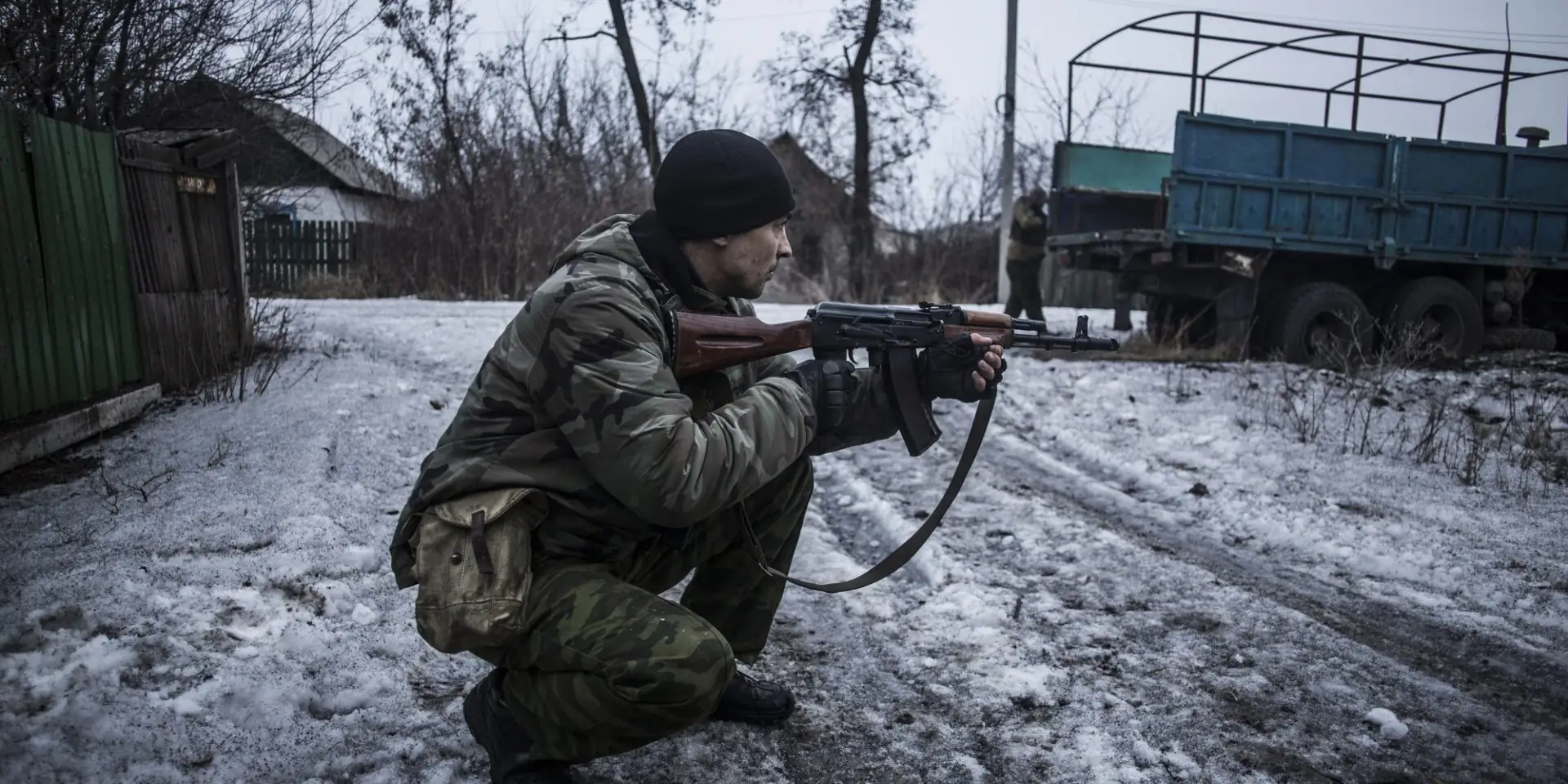 Separatist fighter near Debaltseve (Source: AFP)