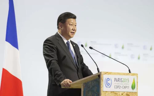 Chinese_President_Xi_Jinping_speaks_at_the_UN_Climate_Change_Conference_in_Paris_Source_QQ
