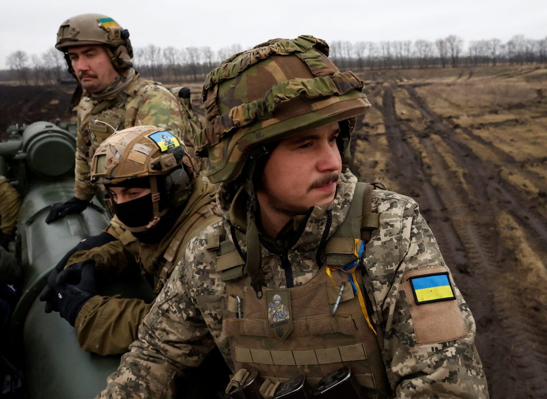 Ukraine soldiers