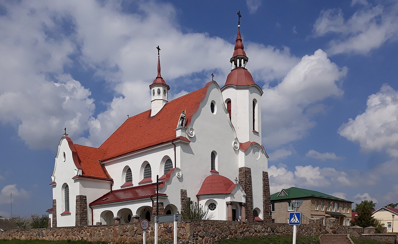 Church_of_Mother_of_God_of_the_Rosary_in_Soły_1